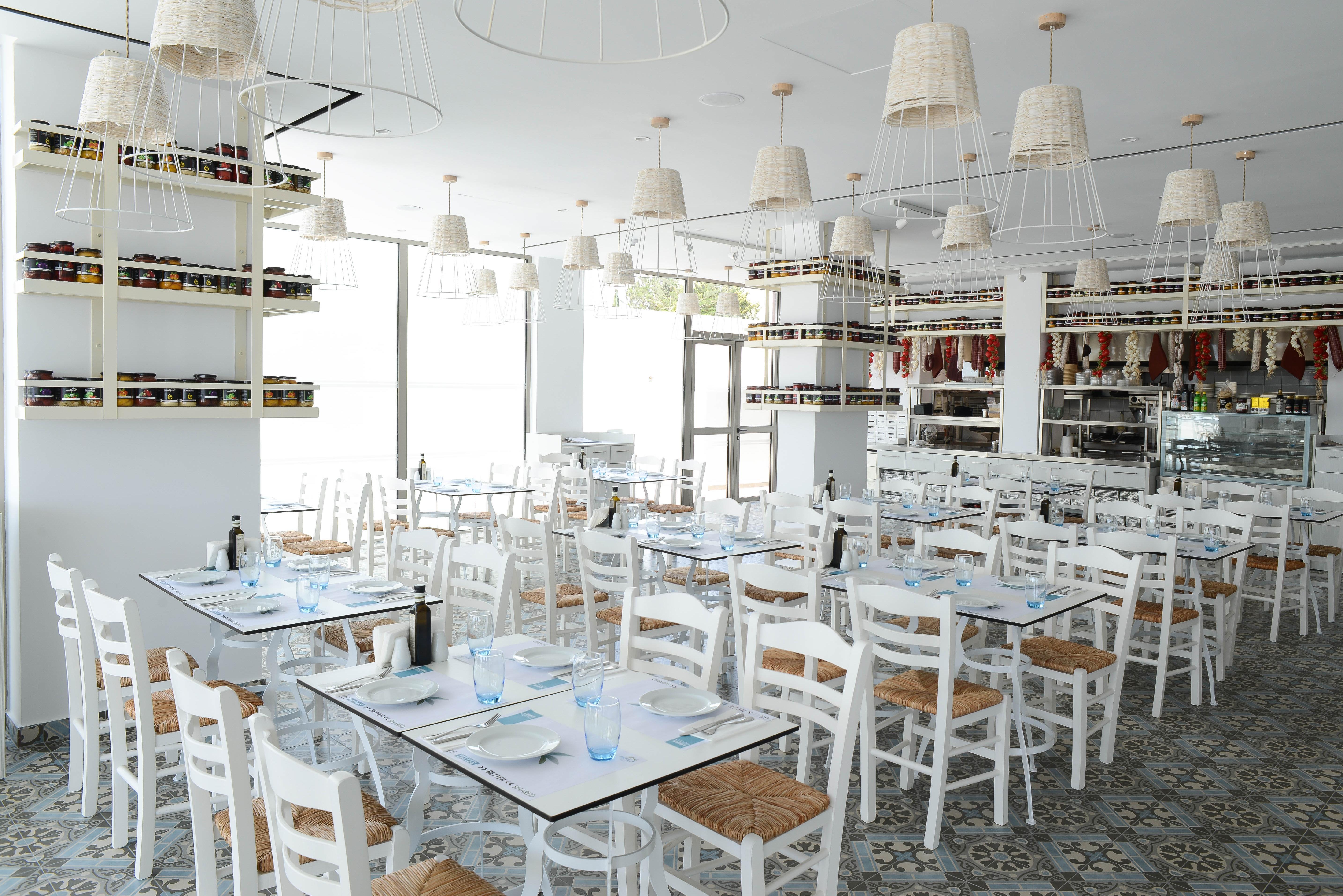 Ivi Mare - Designed For Adults By Louis Hotels Geroskipou Esterno foto Restaurant in Athens