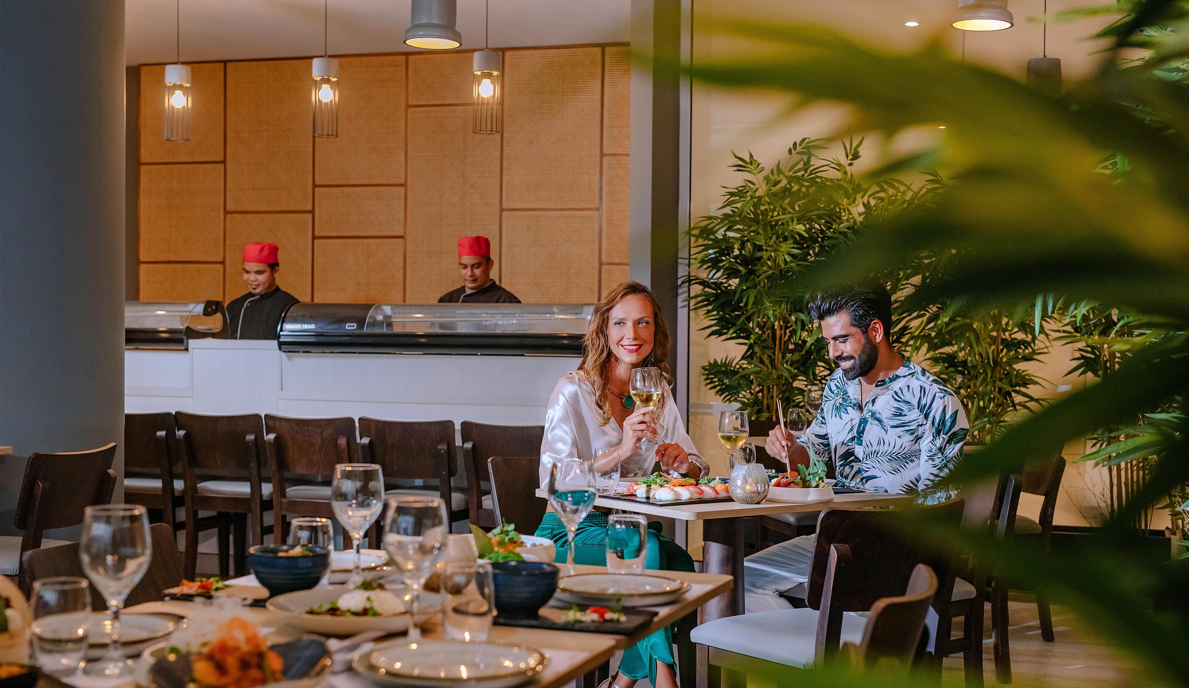 Ivi Mare - Designed For Adults By Louis Hotels Geroskipou Esterno foto Restaurant